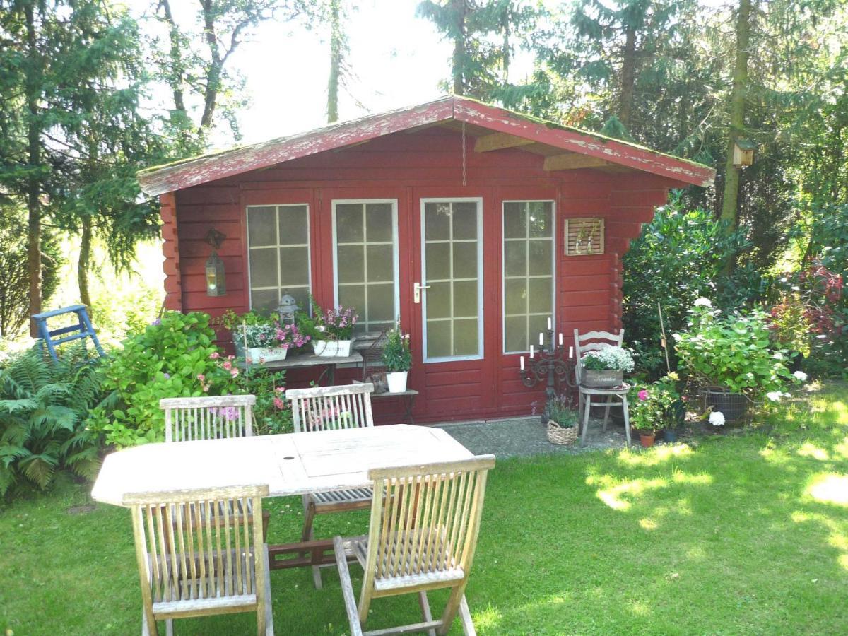 Eggers - Gemuetliche Ferienwohnung Im Erdgeschoss Wallsbull Extérieur photo